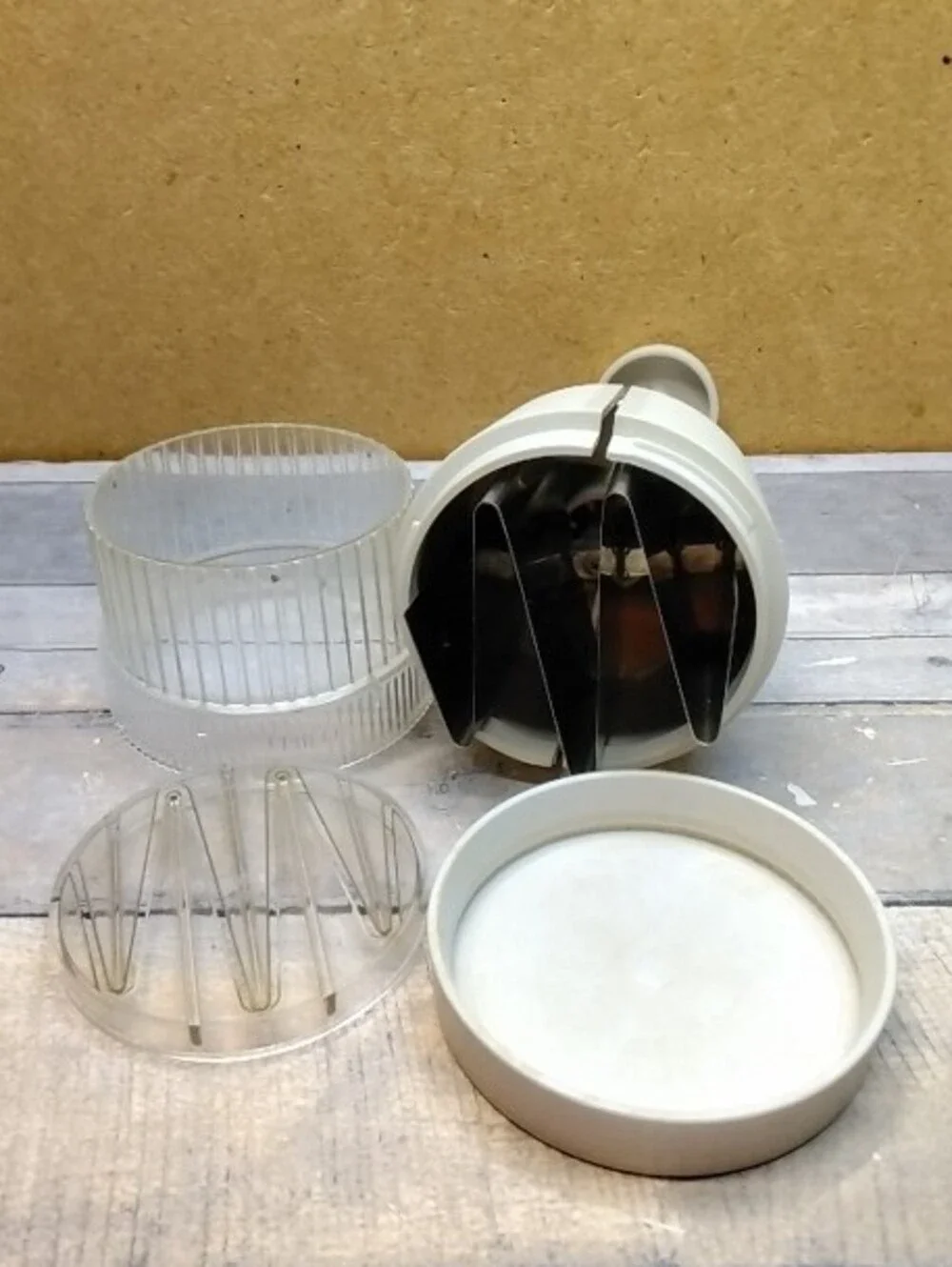 Pampered Chef Zyllis Food Chopper